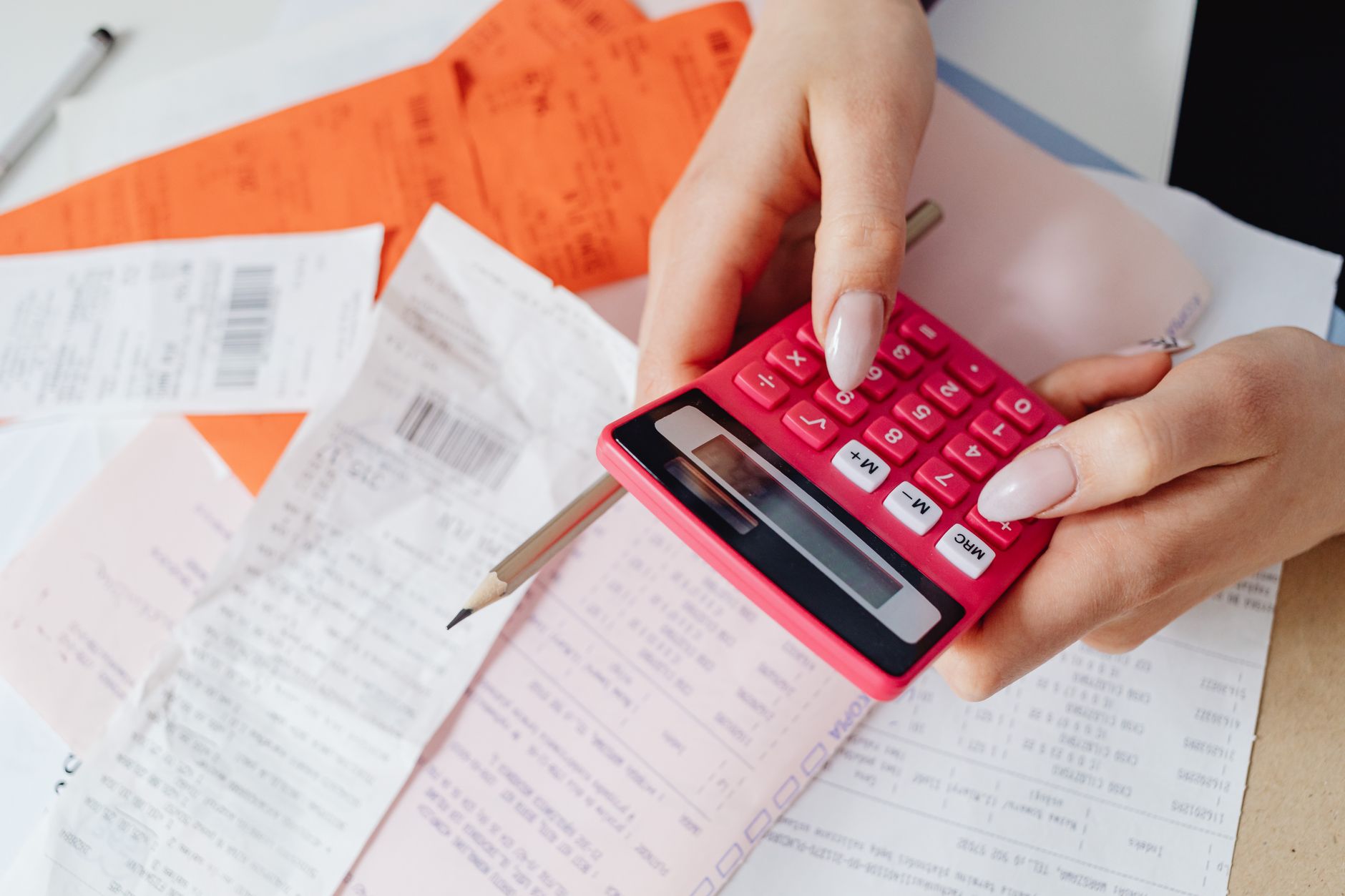 Calcul du montant des factures avec une calculatrice